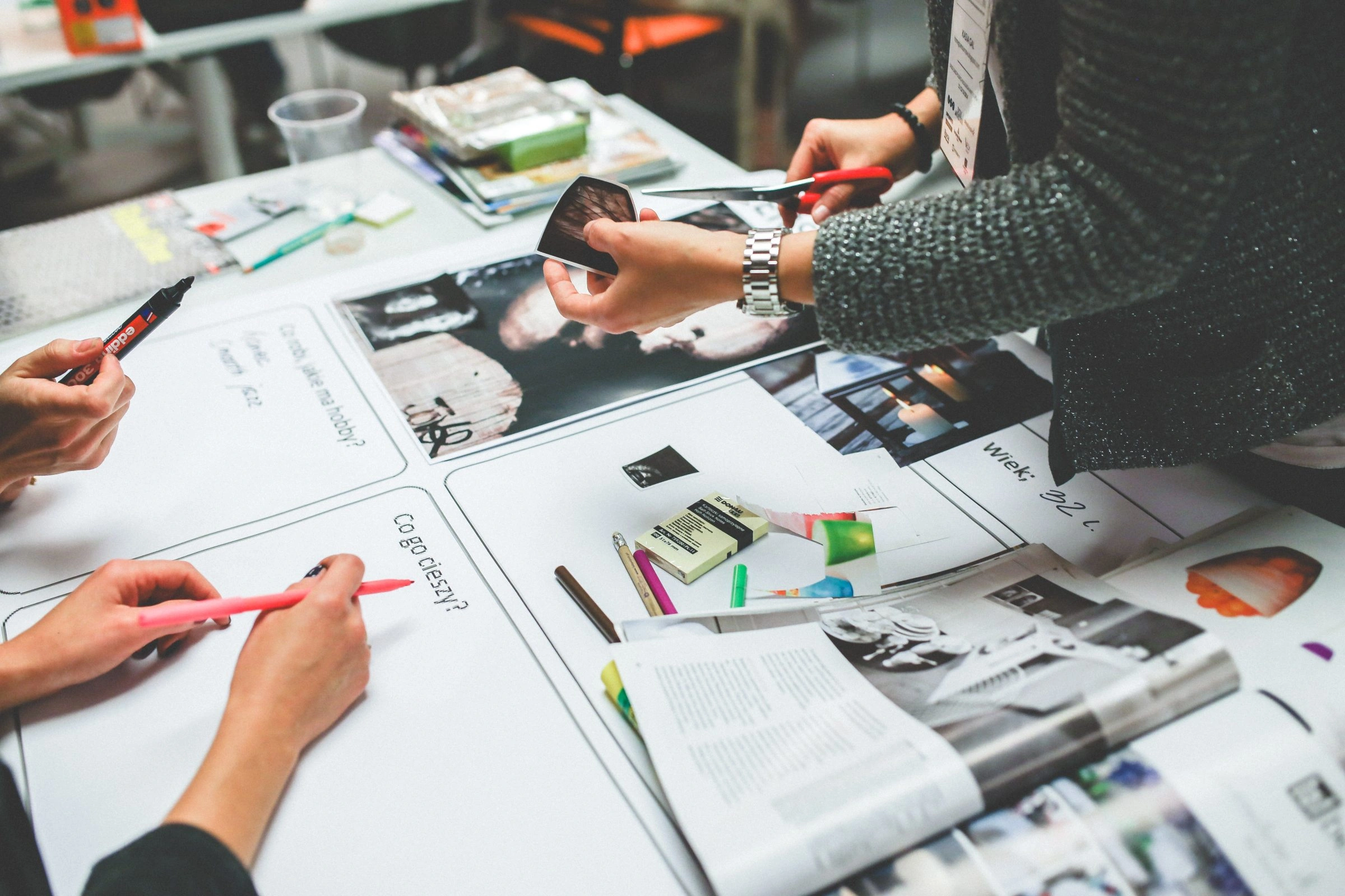 Creating Strong Article Introductions for Better Engagement